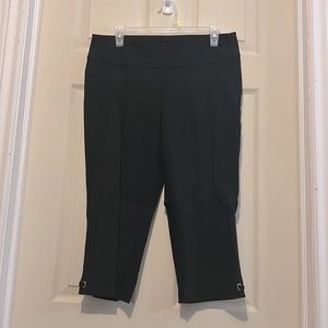 Ricki’s Large black capri